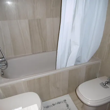 Apartment Cerca De La Playa Con Piscina Y Parking